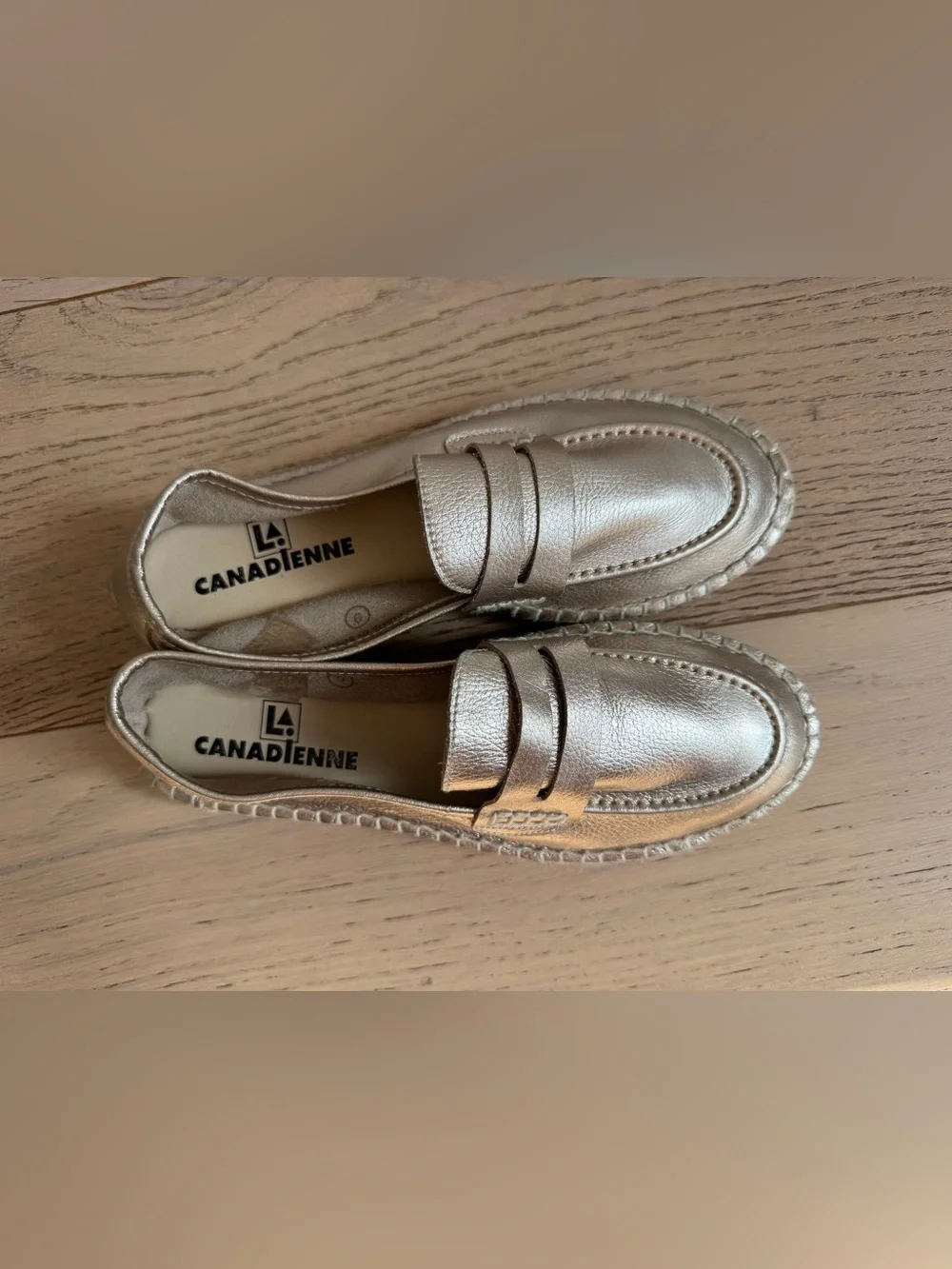 La Canadienne Metallic Bronze Gold Espadrille Loafers - Women Sz: 39 / 8-8.5